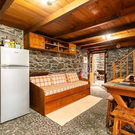 King's House - Centennial House