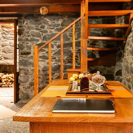 Сasa de vacaciones King's House - Centennial House *