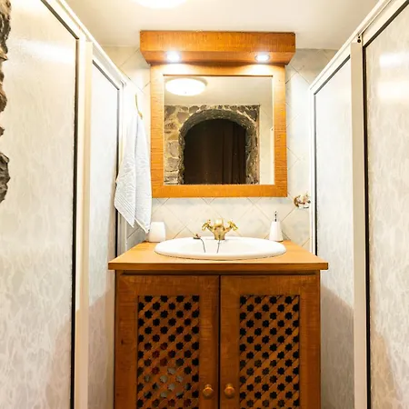 בית נופש King's House - Centennial House *