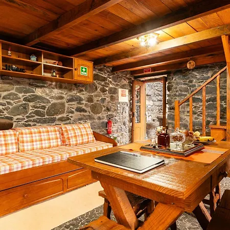 King's House - Centennial House Arco da Calheta (Madeira)