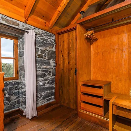 King's House - Centennial House Ferienhaus