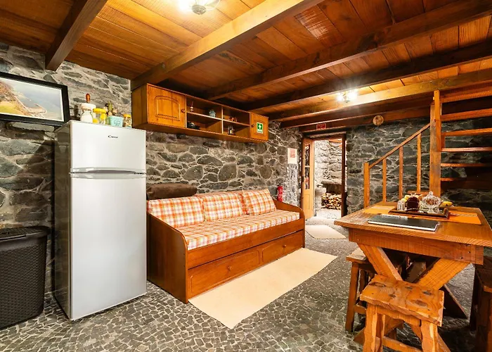 King's House - Centennial House