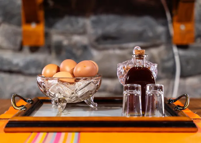 King's House - Centennial House Tatil Evi Arco da Calheta (Madeira)