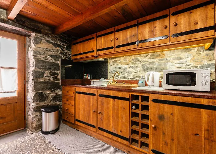 King's House - Centennial House Tatil Evi *