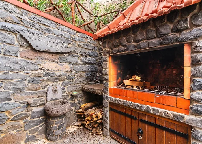 King's House - Centennial House Tatil Evi *