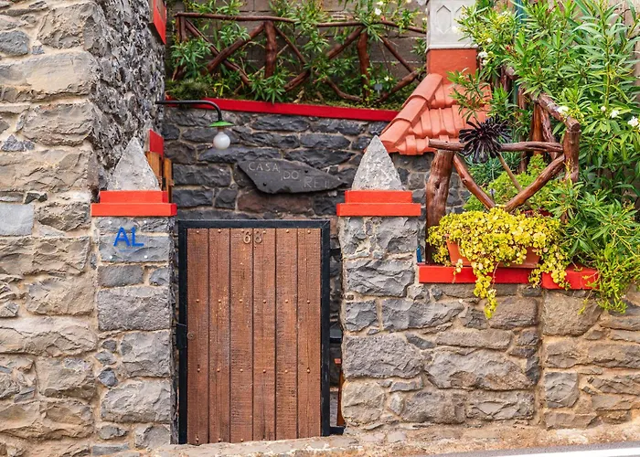 King's House - Centennial House